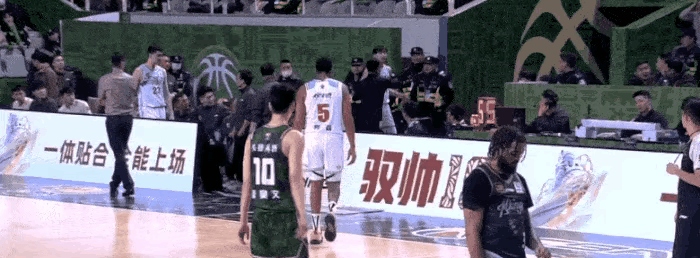 九游体育入口-FPX带队取胜！，哈兰德重要时刻反败为胜引发球迷热议-九游体育入口